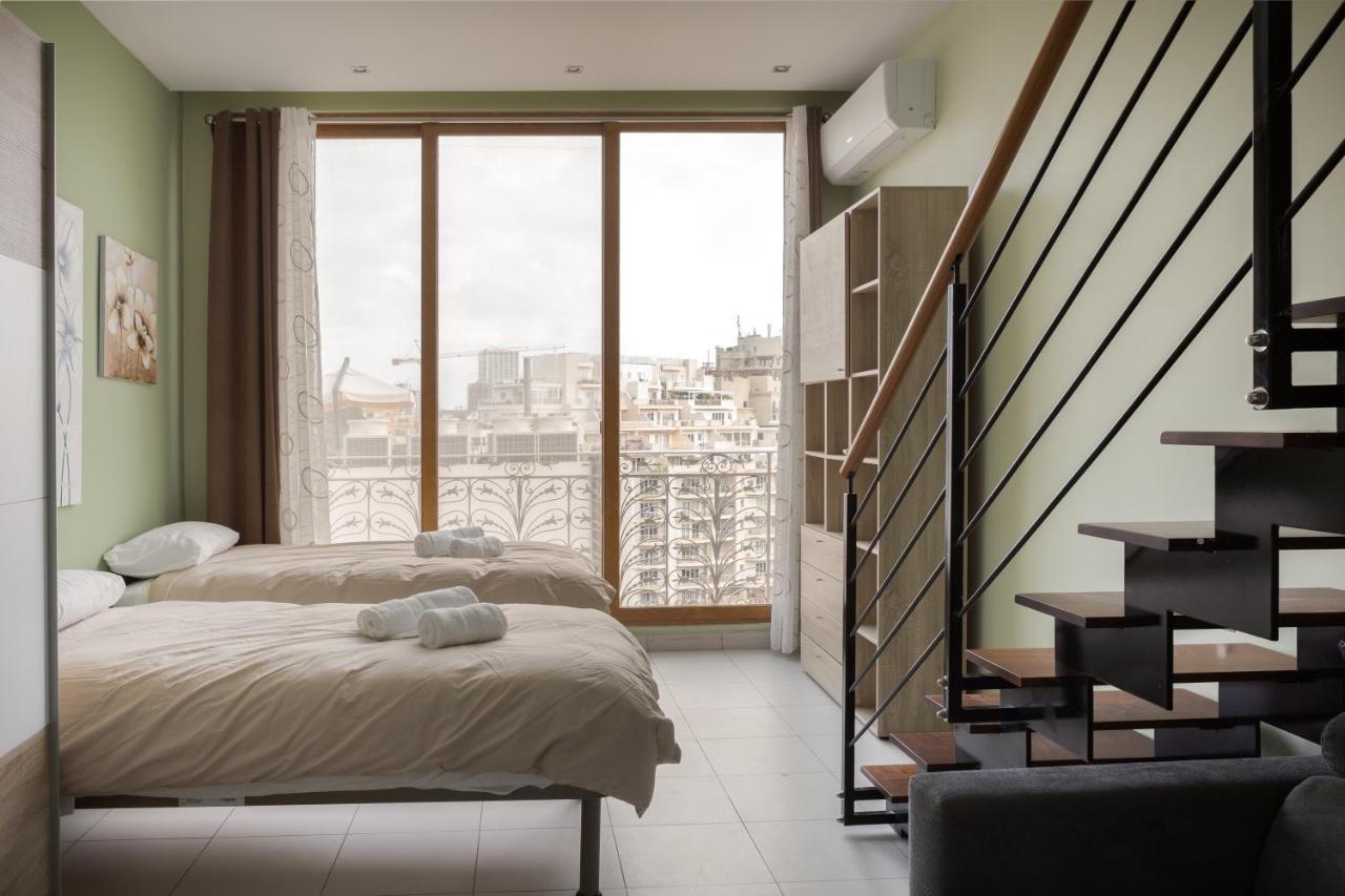 Entire Luxury Sliema Townhouse Steps From Beach Экстерьер фото